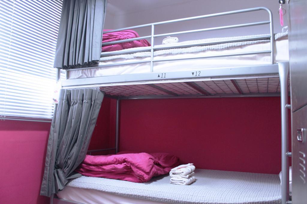 Travel Holic Guesthouse Seoul Exterior photo