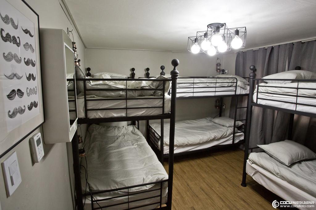 Travel Holic Guesthouse Seoul Exterior photo