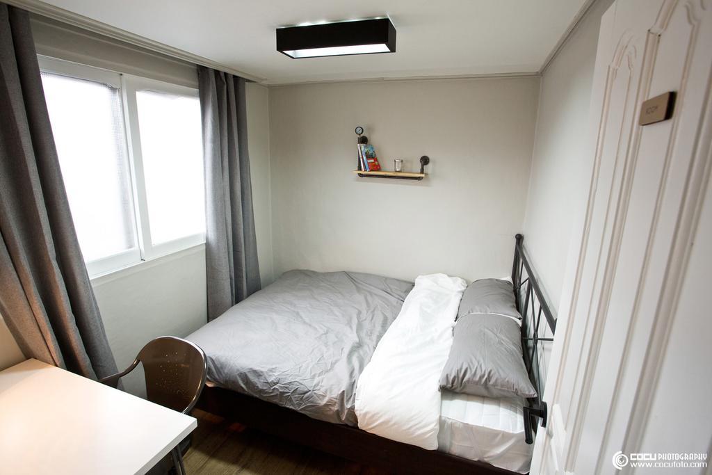 Travel Holic Guesthouse Seoul Exterior photo