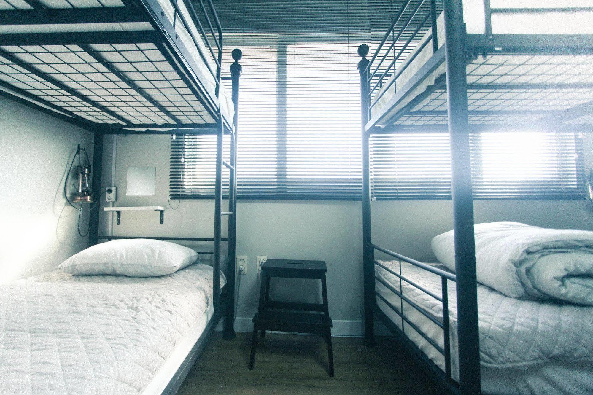 Travel Holic Guesthouse Seoul Exterior photo